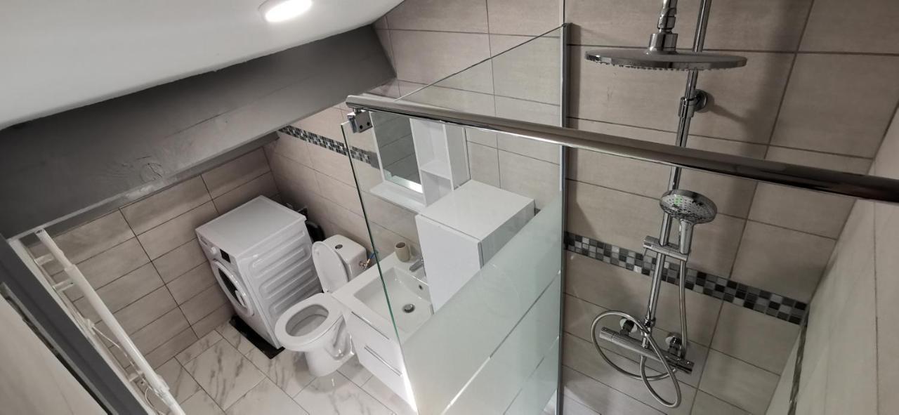 Appartements Et Studio Renoves En 2022, Intra Muros Avignon Exterior photo